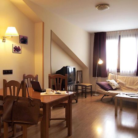 Hotel Y Apartamentos Arias Navia Pokoj fotografie