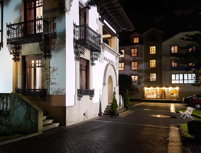Hotel Y Apartamentos Arias Navia Exteriér fotografie
