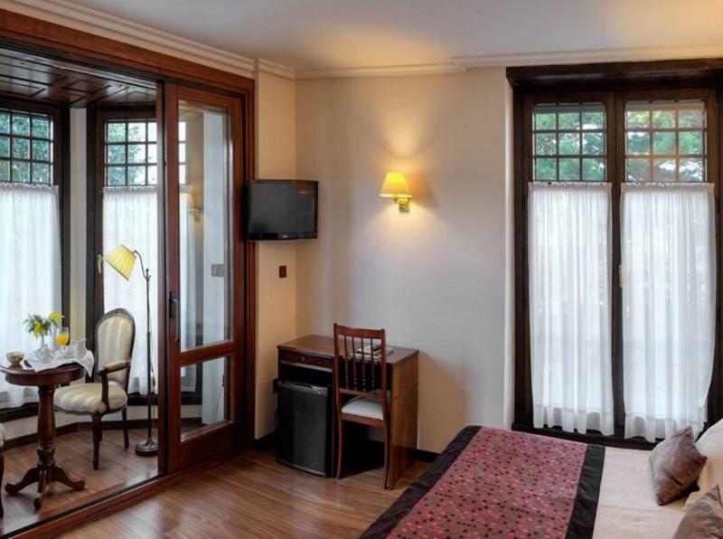 Hotel Y Apartamentos Arias Navia Exteriér fotografie